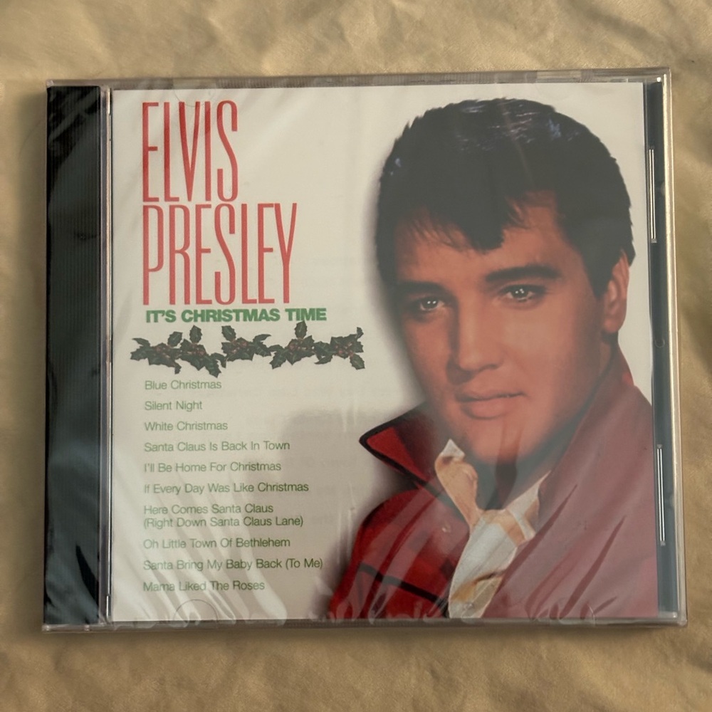 Elvis Presley Christmas. NWT.